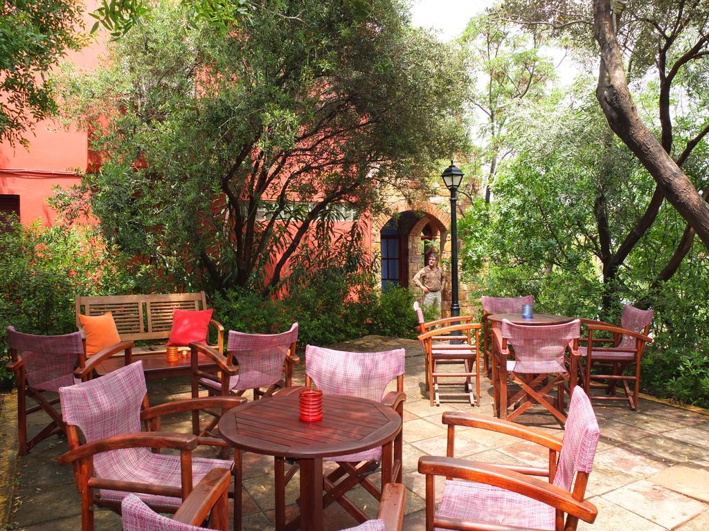Aeriko Benovias Rooms & Apartments Карфас Экстерьер фото
