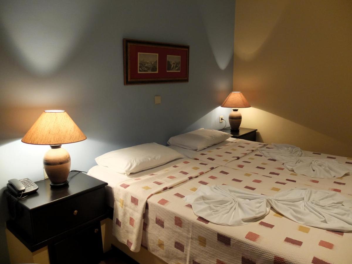 Aeriko Benovias Rooms & Apartments Карфас Экстерьер фото